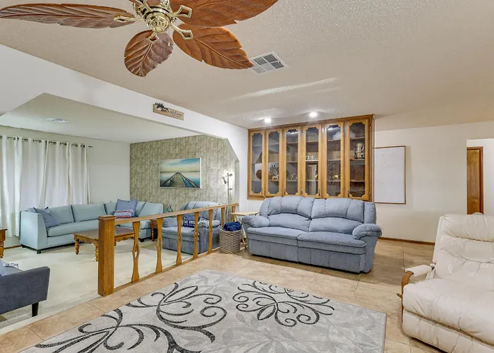 Swim W/ A View! Family Retreat Near Havasu Holiday home