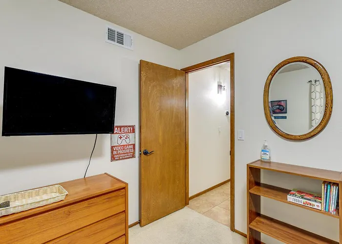 Swim W/ A View! Family Retreat Near Havasu Holiday home Lake Havasu City